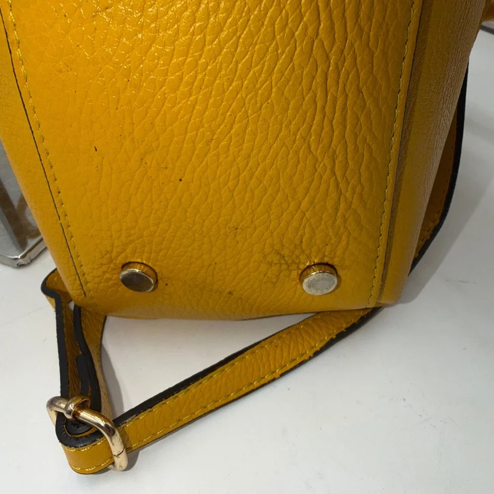 Luana Ferracuti Yellow Pebbled Leather Satchel Bag Made in Italy Crossbody